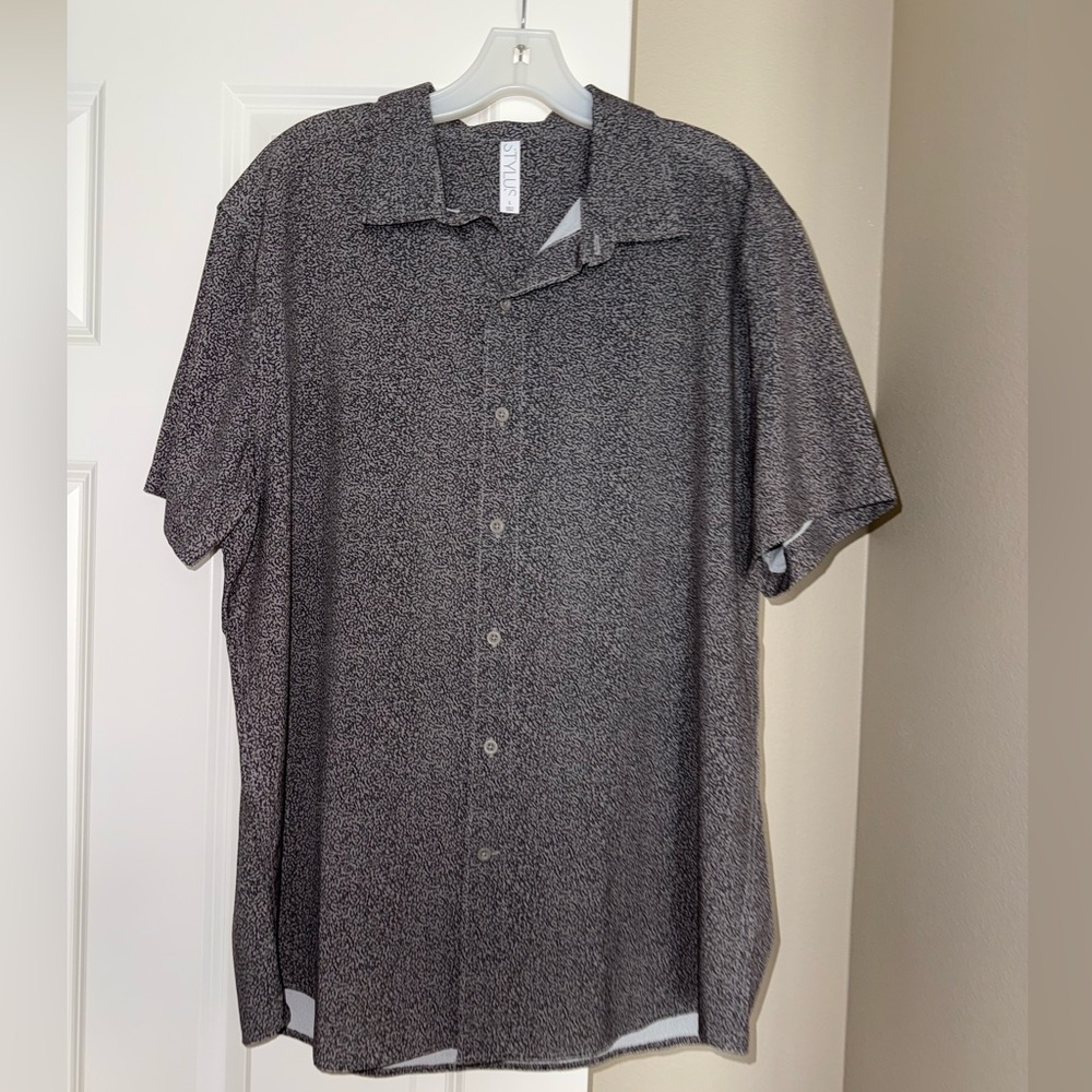 STYLUS Men's Black and Gray Casual Button Down Shirt